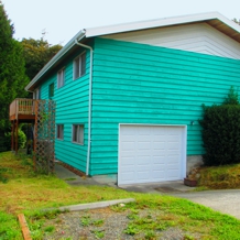 Seattle Residential Remodel by Architect Kenneth M. Williams - Pre-Remodel Exterior Rear
